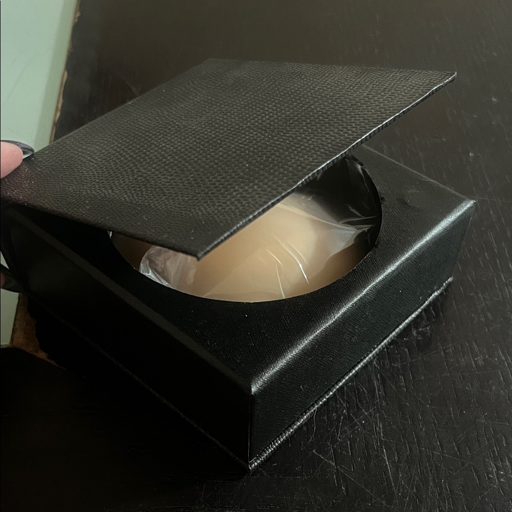 Black and Cream Compact Case